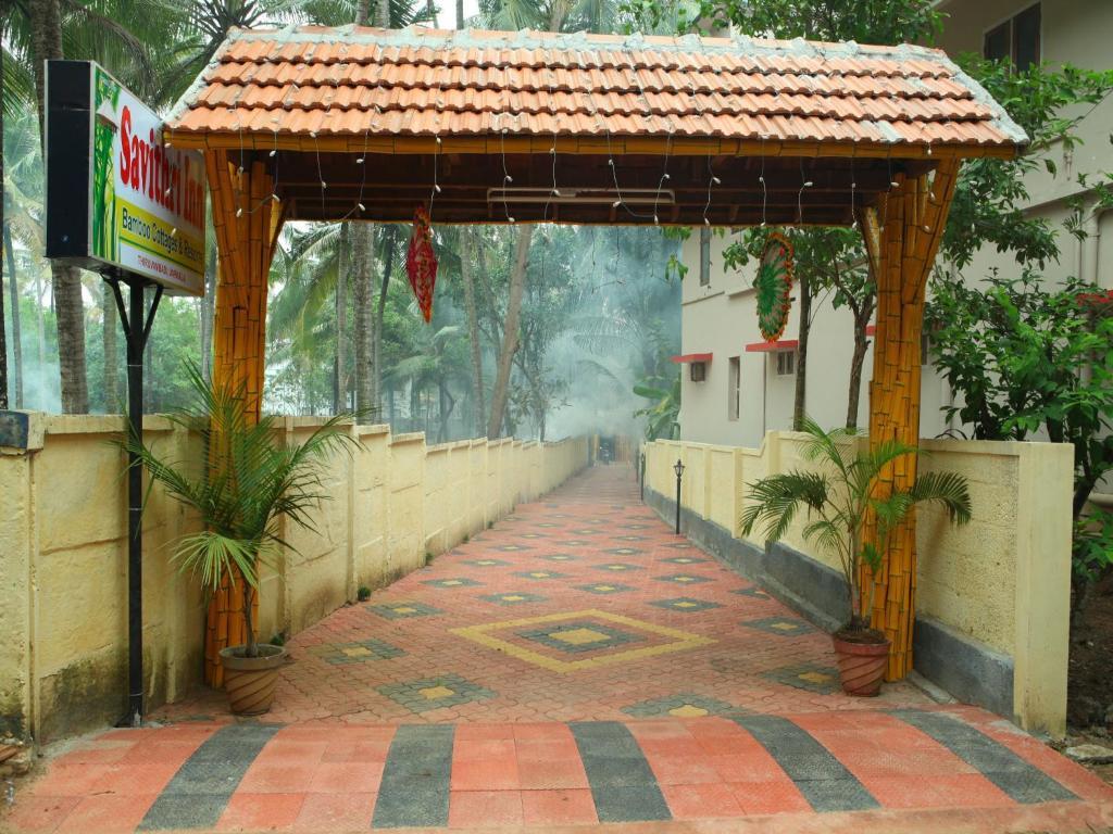 Savithri Inn Bamboo Cottages & Resorts Varkala Extérieur photo