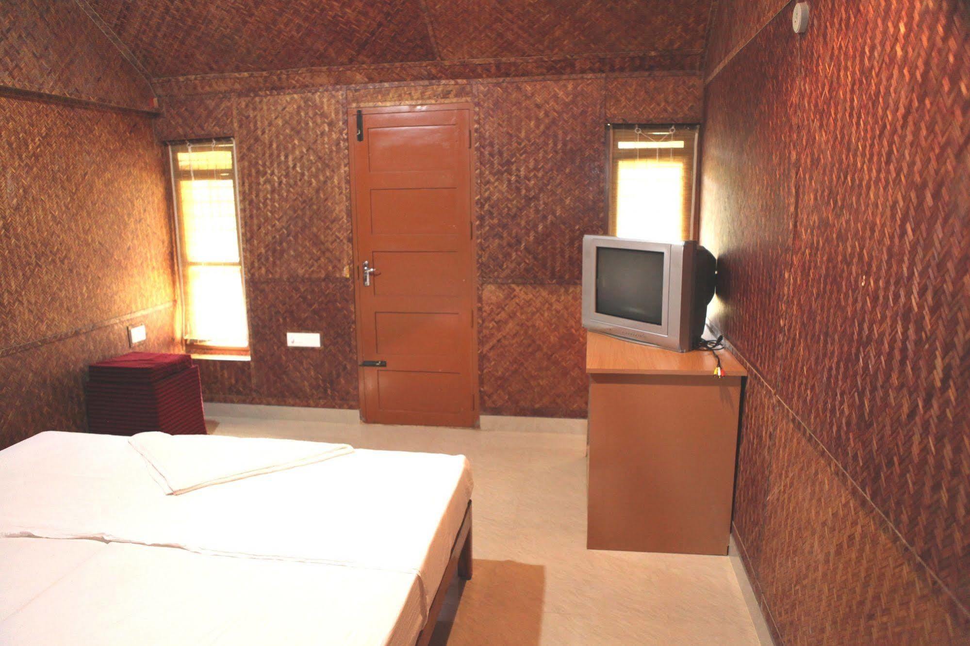 Savithri Inn Bamboo Cottages & Resorts Varkala Extérieur photo