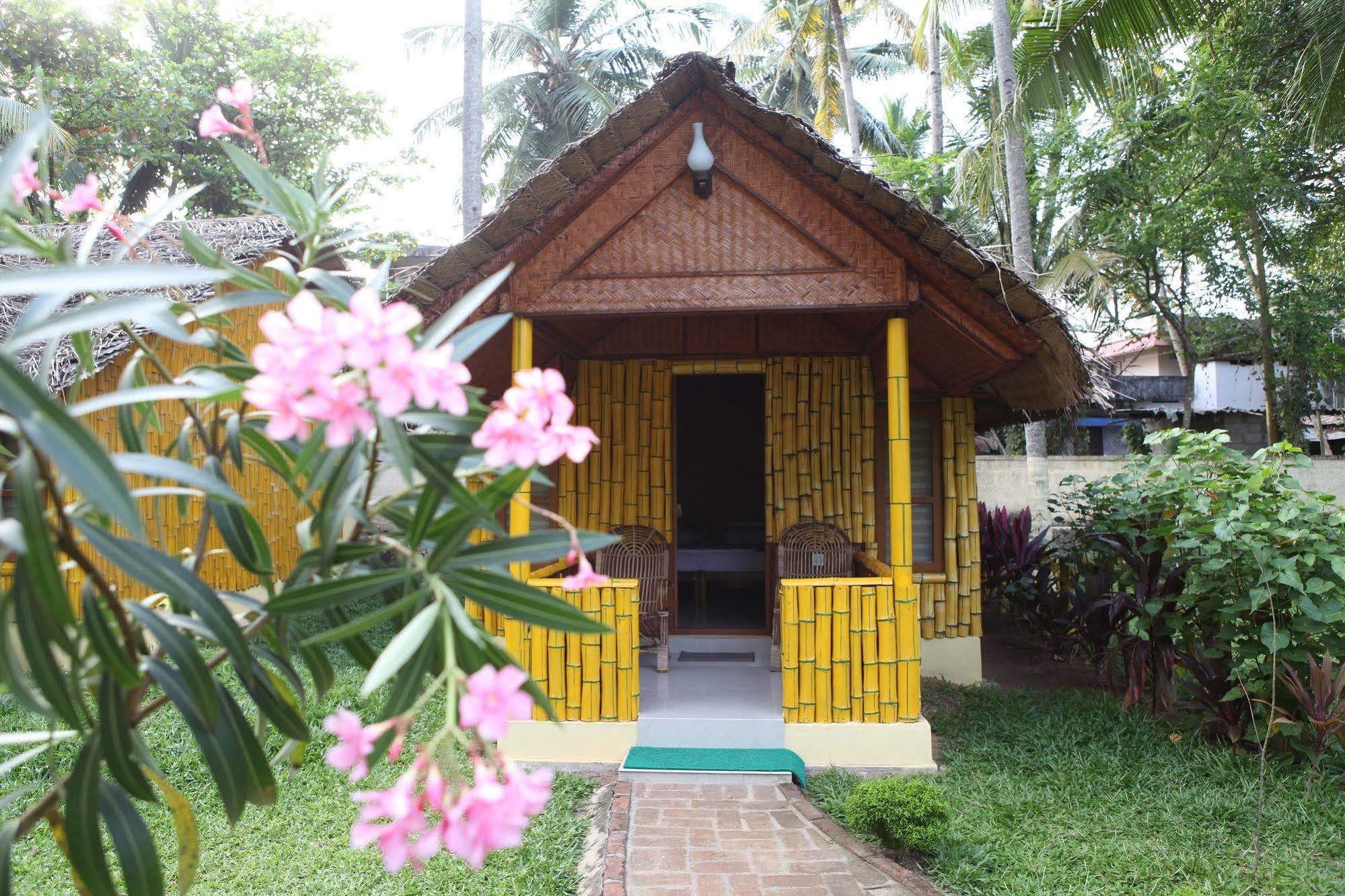 Savithri Inn Bamboo Cottages & Resorts Varkala Extérieur photo