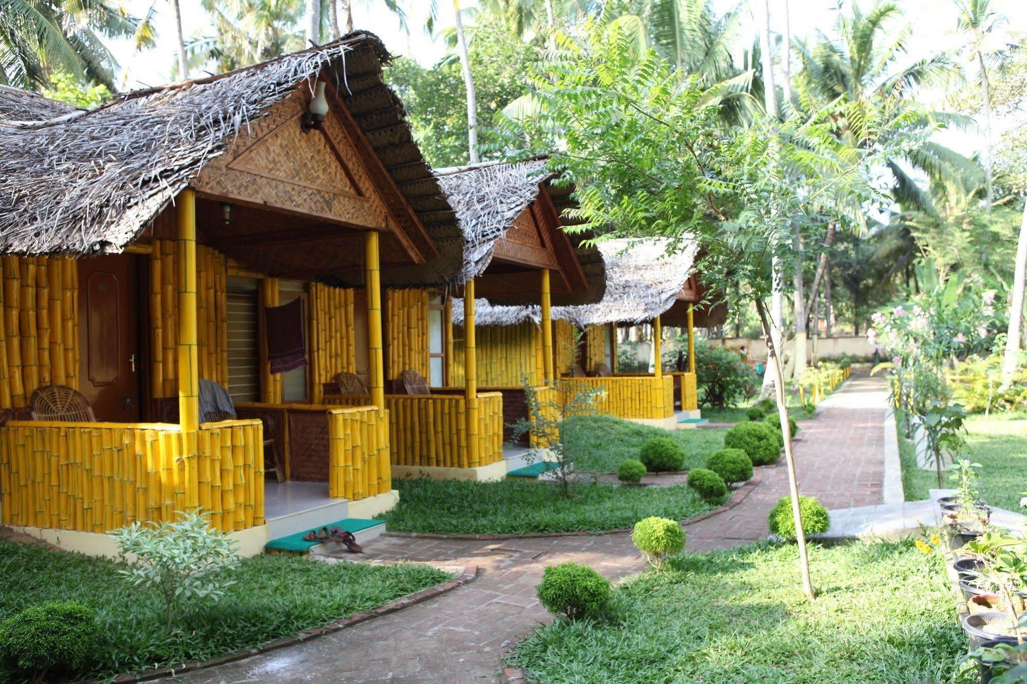 Savithri Inn Bamboo Cottages & Resorts Varkala Extérieur photo